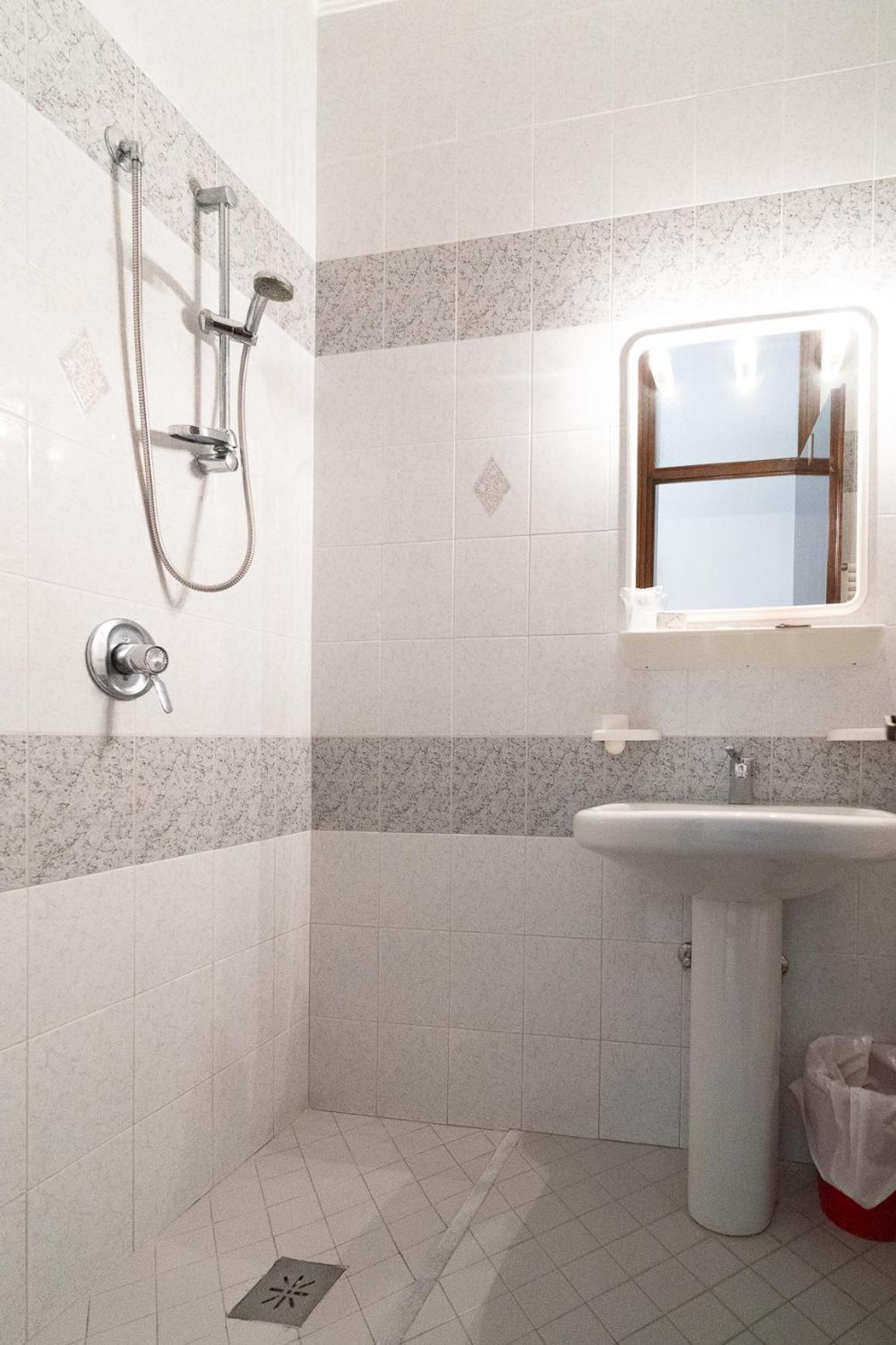 Easy Hotel Meryon Sottomarina Habitación foto